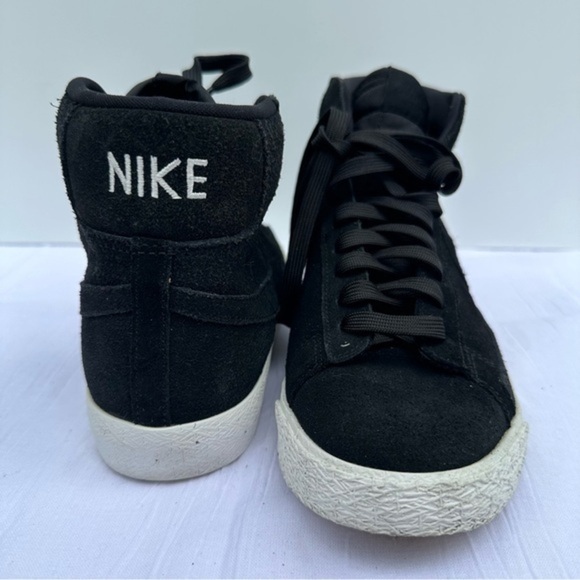 Nike Blazer Mid black with white soles - Picture 1 of 10